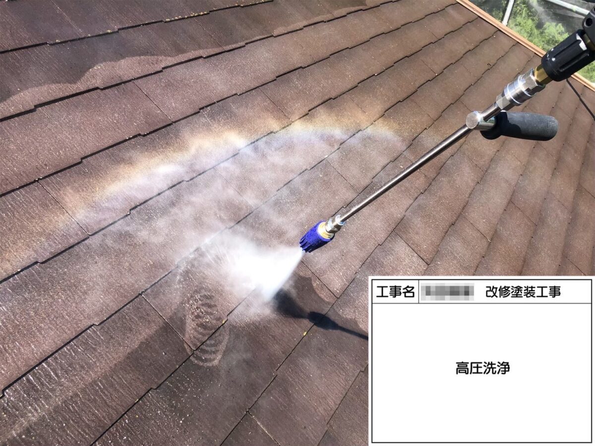 大阪府河内長野市　Y様邸　屋根の高圧洗浄　コケや汚れが気になったら塗装のサイン